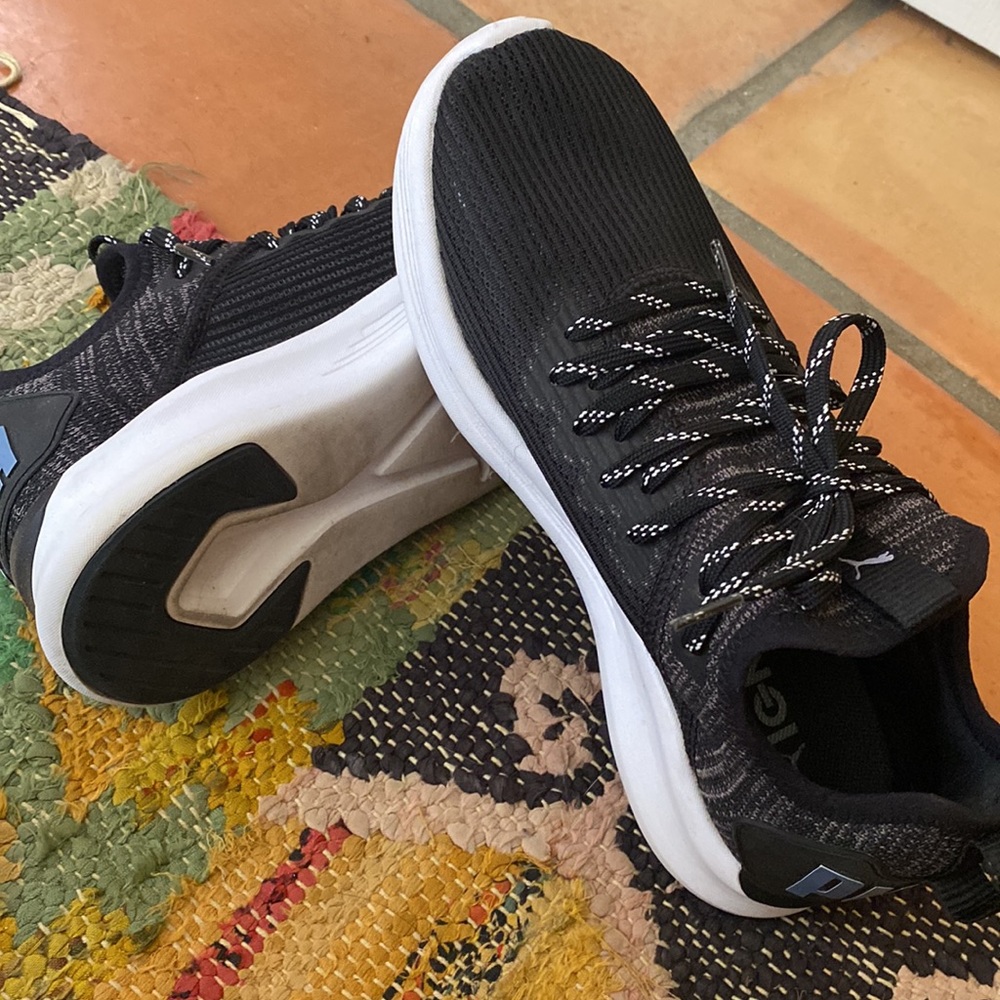 Puma Ignite perfect light breathable gym or workout sneakers - lightweight comfy